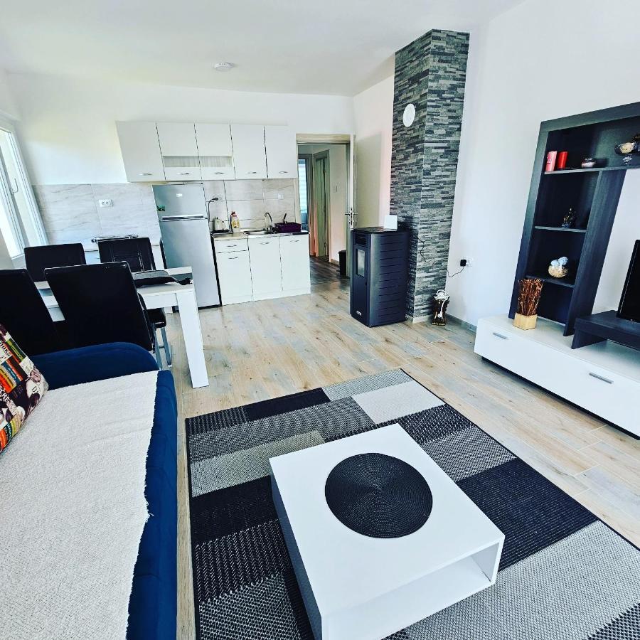 זבליאק Apartman Planinski Raj מראה חיצוני תמונה